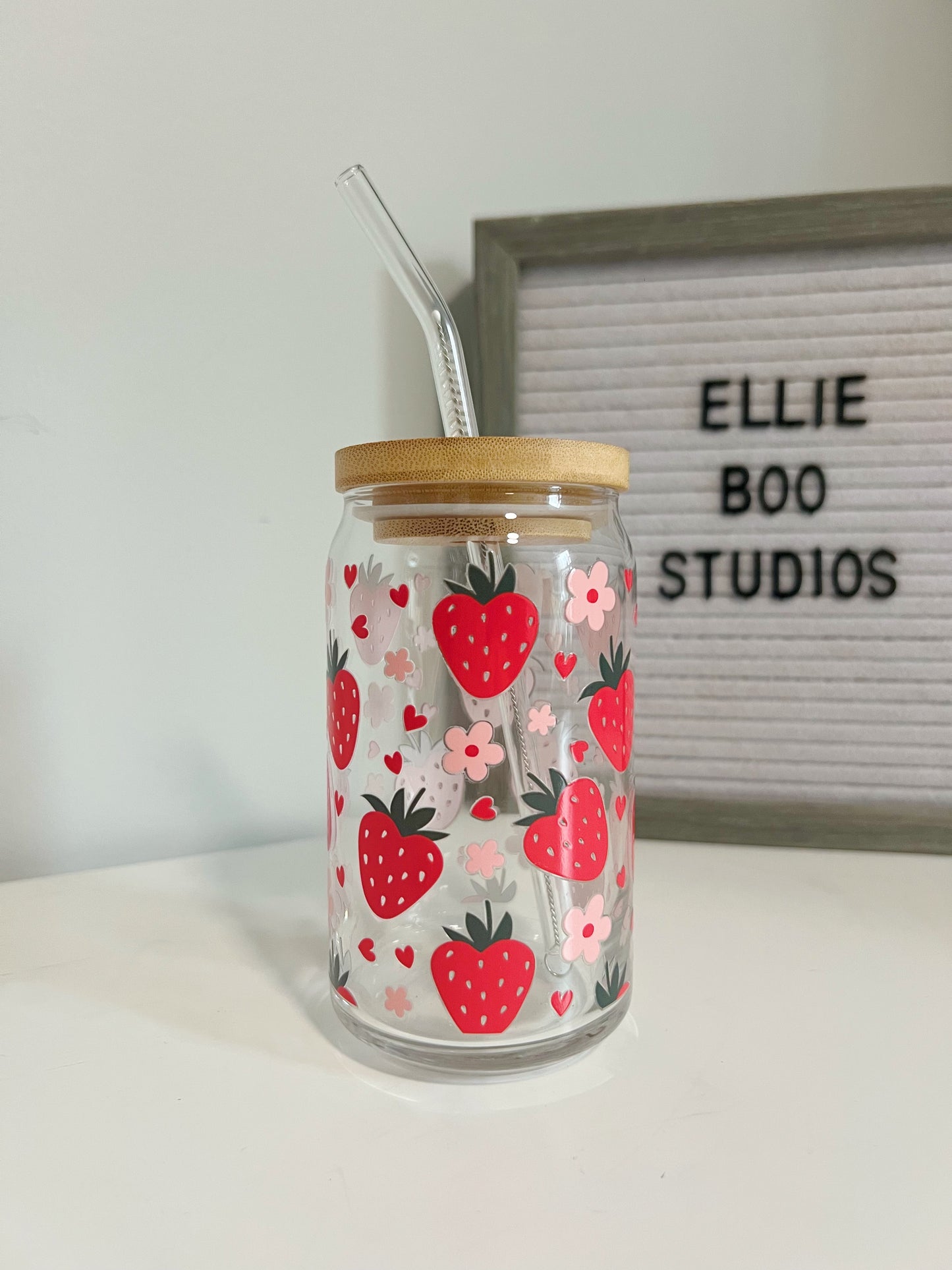 16oz Strawberry Love Glass Can Cup