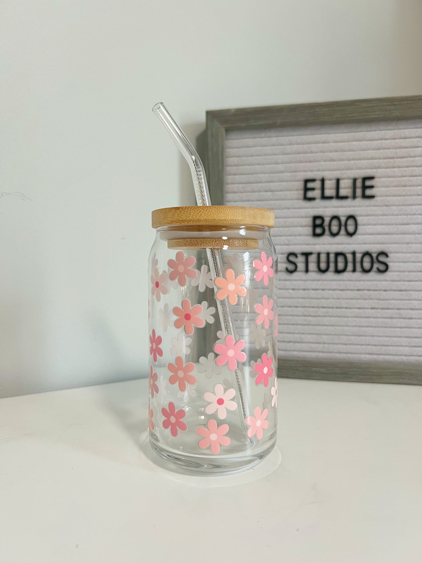 16oz Blush Daisies Glass Can Cup