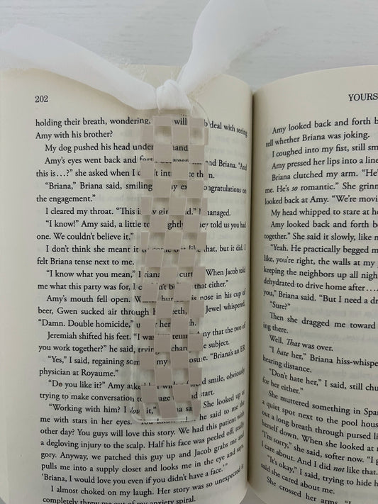Beige Wavy Checkered Acrylic Bookmark